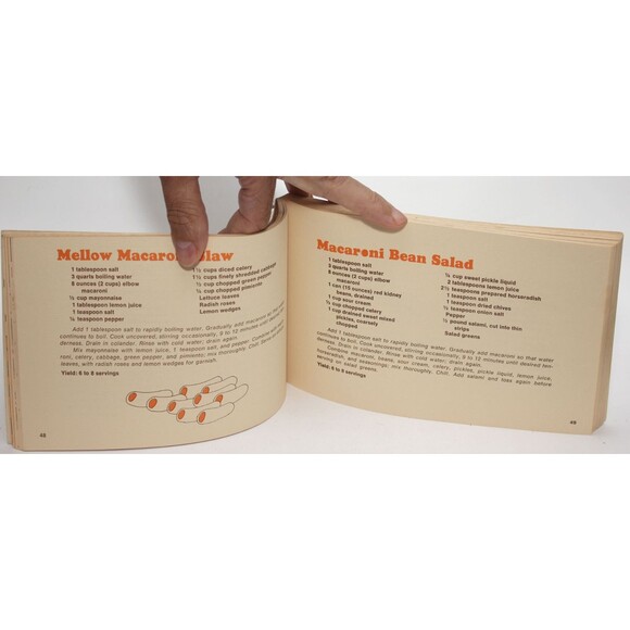 MUELLER'S CLASSIC RECIPES For Macaroni Spaghetti 1972 Vintg. Cookbook Nostalgia - Picture 7 of 8